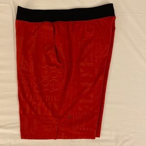 Lululemon T.H.E Short 9” Size M